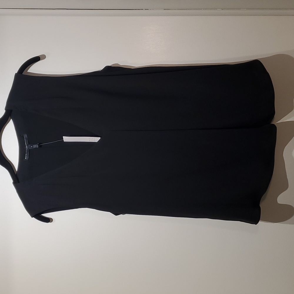 White House Black Market sleeveless blouse size 6 NWT
